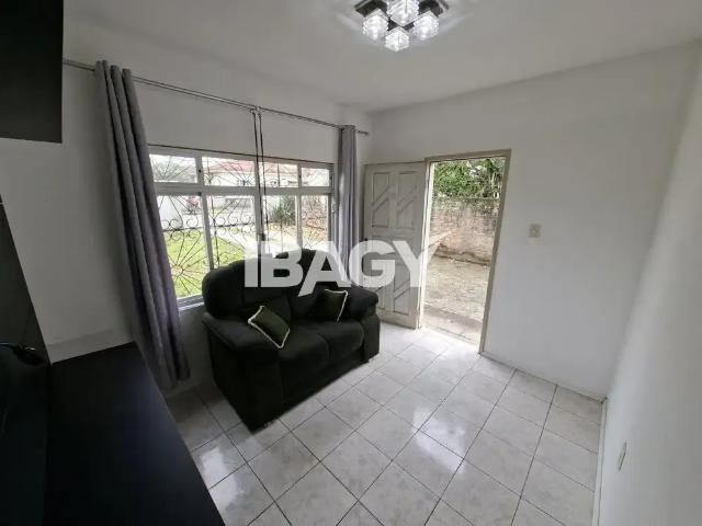 Casa / Sobrado para Locação em Palhoça/SC Caminho Novo 3 Quartos