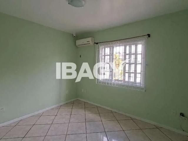 Casa / Sobrado para Locação em Palhoça/SC Centro 2 Quartos