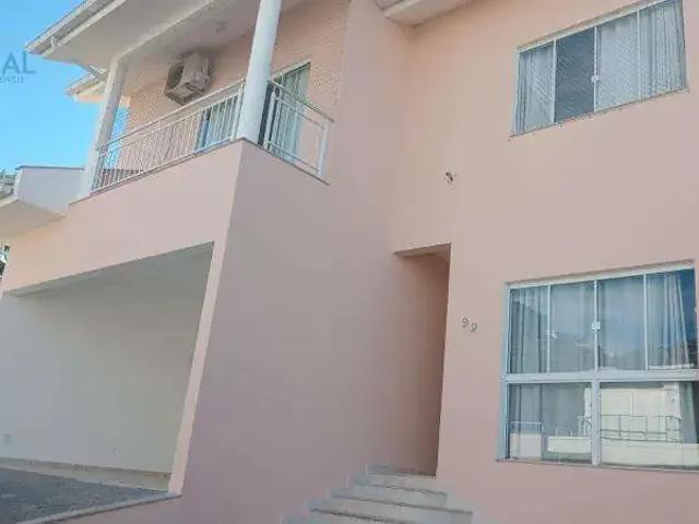 Casa / Sobrado para Locação em Palhoça/SC Cidade Universitária Pedra Branca 3 Quartos