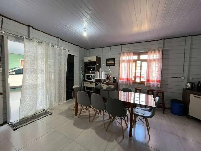 Casa / Sobrado para Locação em Palhoça/SC Pachecos 3 Quartos