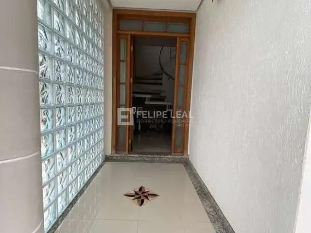 Casa / Sobrado para Locação em Palhoça/SC Pagani 3 Quartos