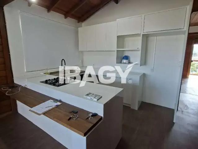 Casa / Sobrado para Locação em Palhoça/SC Passa Vinte 3 Quartos