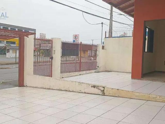 Casa / Sobrado para Locação em Palhoça/SC Passa Vinte 4 Quartos
