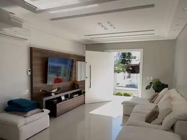 Casa / Sobrado para Locação em Palhoça/SC Pedra Branca 4 Quartos