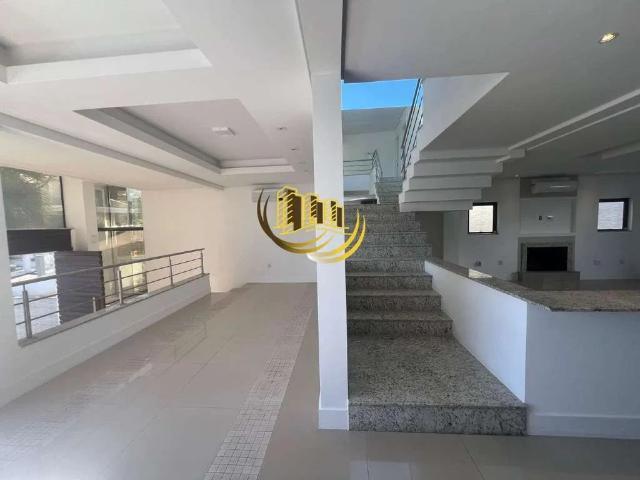 Casa / Sobrado para Locação em Palhoça/SC Pedra Branca 3 Quartos
