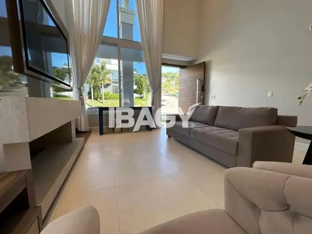 Casa / Sobrado para Locação em Palhoça/SC Pedra Branca 3 Quartos