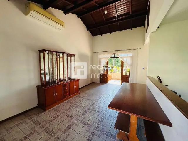 Casa / Sobrado para Locação em Palhoça/SC Pedra Branca 3 Quartos