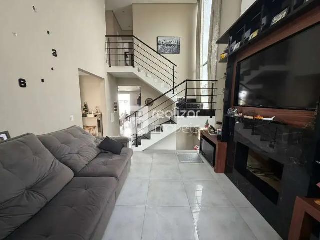 Casa / Sobrado para Locação em Palhoça/SC Pedra Branca 3 Quartos