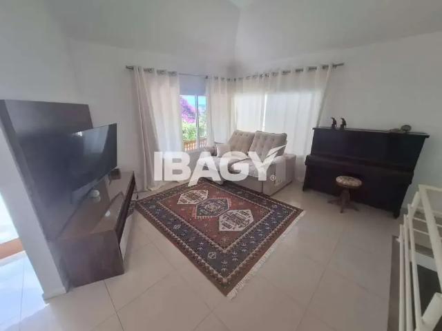 Casa / Sobrado para Locação em Palhoça/SC Pedra Branca 3 Quartos