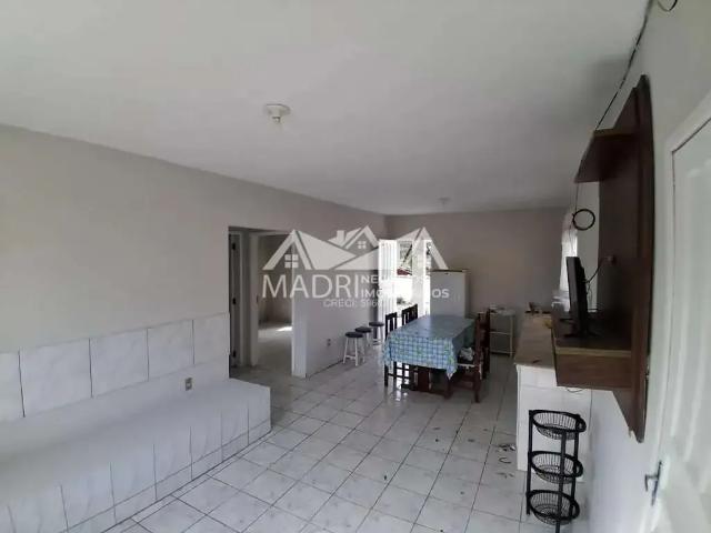 Casa / Sobrado para Locação em Palhoça/SC Balneário Ponta do Papagaio Ens Brito 2 Quartos