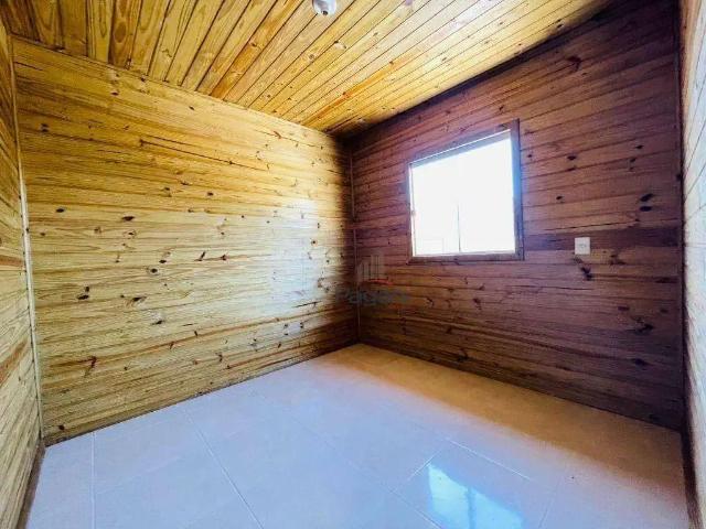 Casa / Sobrado para Locação em Palhoça/SC Praia de Fora 2 Quartos