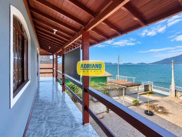 Casa / Sobrado para Locação em Palhoça/SC Praia do Pontal 2 Quartos