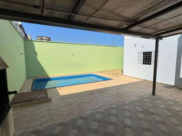Casa / Sobrado para Locação em Palmas/TO Plano Diretor Norte 3 Quartos
