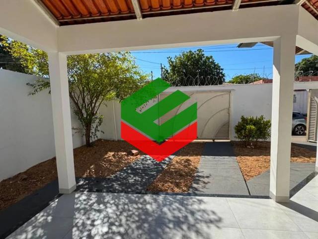 Casa / Sobrado para Locação em Palmas/TO Plano Diretor Norte 3 Quartos