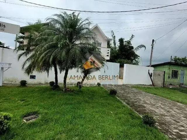 Casa / Sobrado para Locação em Paranaguá/PR Jardim América 3 Quartos