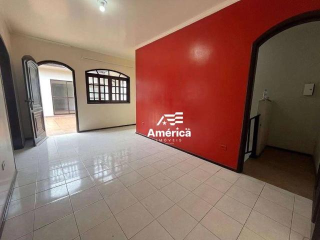 Casa / Sobrado para Locação em Paranaguá/PR Vila Paranaguá 3 Quartos