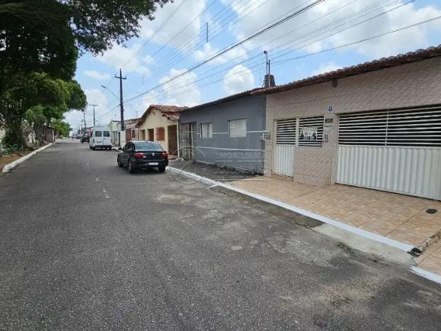 Casa / Sobrado para Locação em Parnamirim/RN Centro 2 Quartos