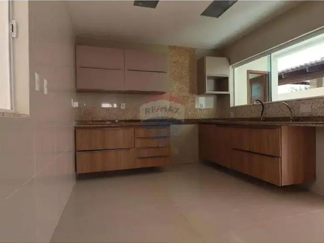 Casa / Sobrado para Locação em Parnamirim/RN Parque das Nações 4 Quartos
