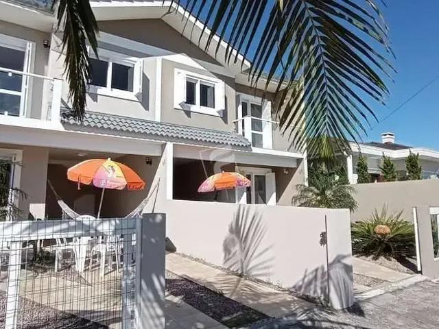 Casa / Sobrado para Locação em Passo de Torres/SC Bela Torres 3 Quartos