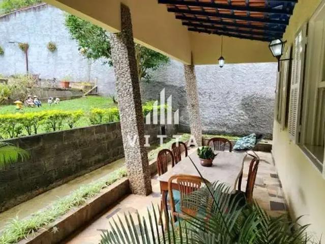 Casa / Sobrado para Locação em Petrópolis/RJ Nogueira 3 Quartos
