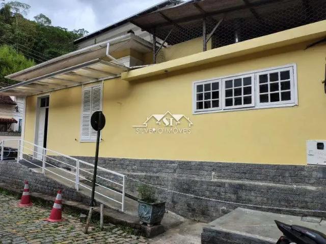 Casa / Sobrado para Locação em Petrópolis/RJ Centro 2 Quartos