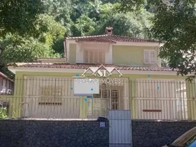Casa / Sobrado para Locação em Petrópolis/RJ Centro 3 Quartos