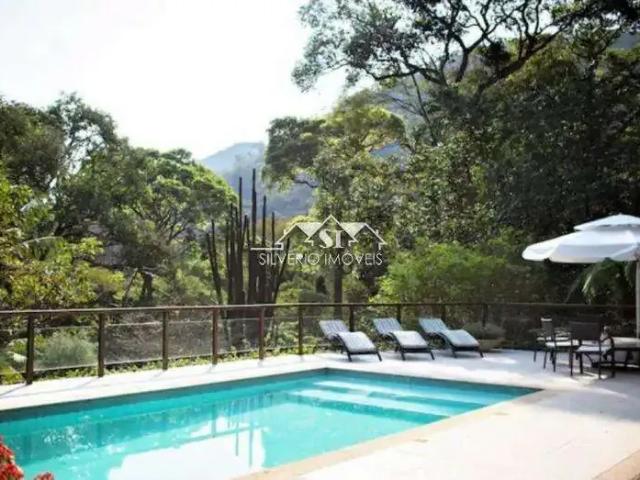 Casa / Sobrado para Locação em Petrópolis/RJ Corrêas 6 Quartos
