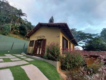 Itaipava, Rio de Janeiro - Garagem, Área de serviço