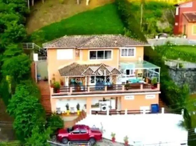 Casa / Sobrado para Locação em Petrópolis/RJ Itaipava 3 Quartos