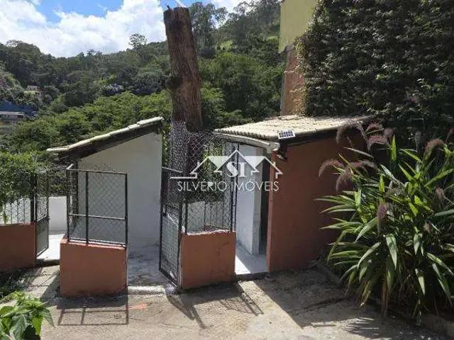 Casa / Sobrado para Locação em Petrópolis/RJ Itaipava 4 Quartos