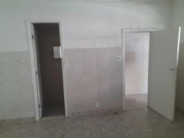 Casa / Sobrado para Locação em Petrópolis/RJ Valparaíso 2 Quartos