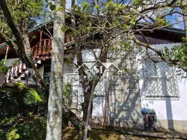 Casa / Sobrado para Locação em Petrópolis/RJ Valparaíso 4 Quartos