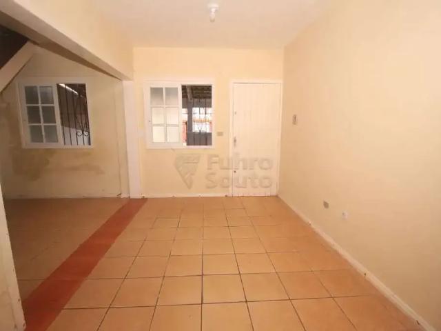 Casa / Sobrado para Locação em Pelotas/RS Areal 2 Quartos