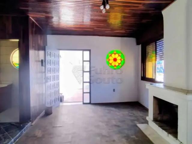 Casa / Sobrado para Locação em Pelotas/RS Areal 3 Quartos