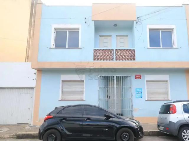 Casa / Sobrado para Locação em Pelotas/RS Centro 4 Quartos