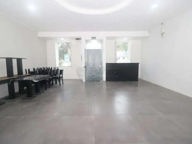 Casa / Sobrado para Locação em Pelotas/RS Centro 1 Quartos