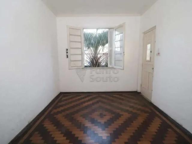 Casa / Sobrado para Locação em Pelotas/RS Centro 3 Quartos