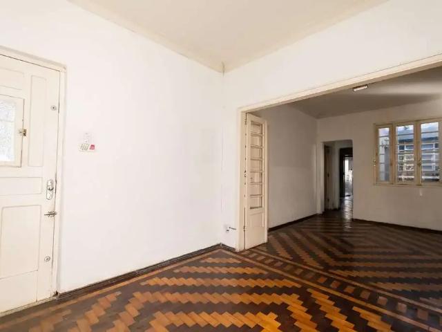 Casa / Sobrado para Locação em Pelotas/RS Centro 3 Quartos
