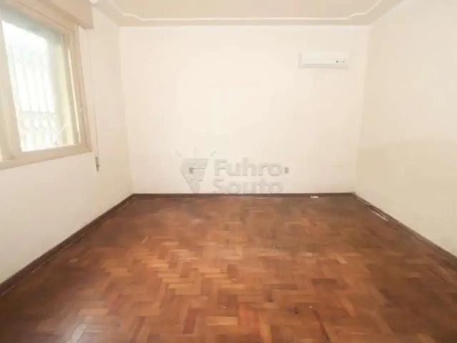 Casa / Sobrado para Locação em Pelotas/RS Centro 3 Quartos