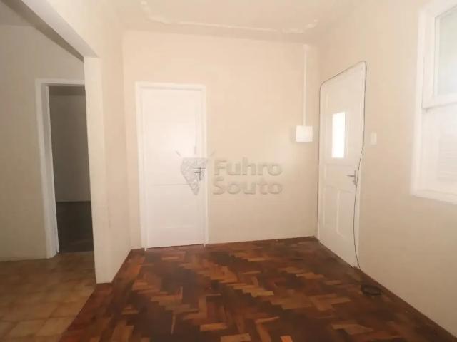 Casa / Sobrado para Locação em Pelotas/RS Fragata 3 Quartos
