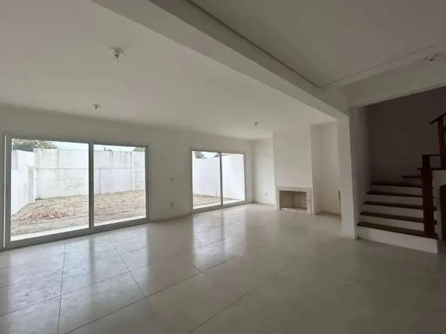 Casa / Sobrado para Locação em Pelotas/RS Laranjal 3 Quartos