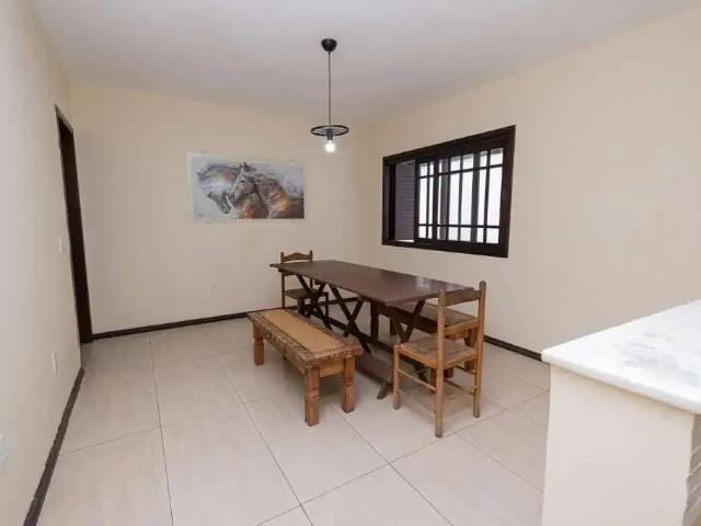 Casa / Sobrado para Locação em Pelotas/RS Laranjal 3 Quartos