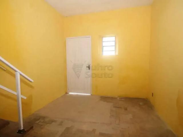 Casa / Sobrado para Locação em Pelotas/RS Porto 2 Quartos