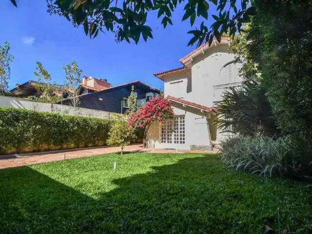 Casa / Sobrado para Locação em Penápolis/SP Jardim Europa 4 Quartos
