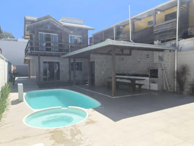 Casa / Sobrado para Locação em Penha/SC Praia de São Miguel 3 Quartos