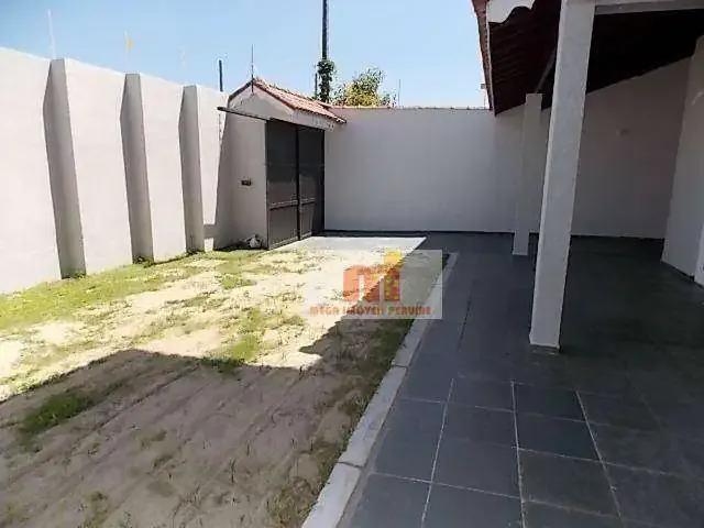 Casa / Sobrado para Locação em Peruíbe/SP Arpoador 4 Quartos