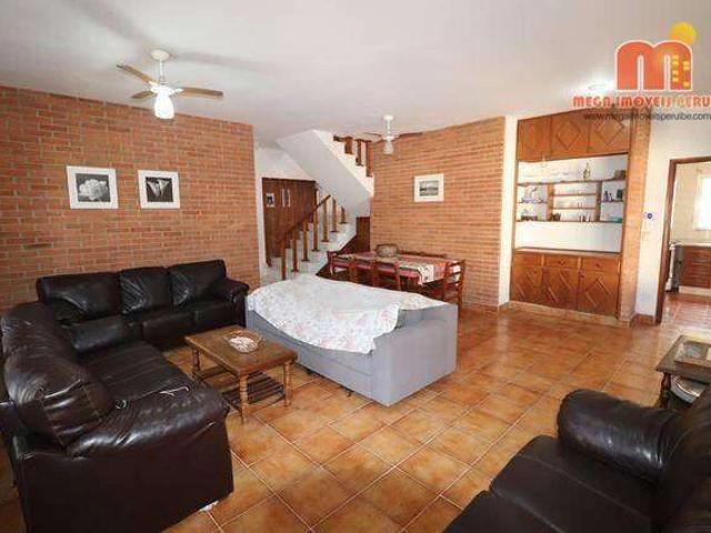 Casa / Sobrado para Locação em Peruíbe/SP Centro 5 Quartos