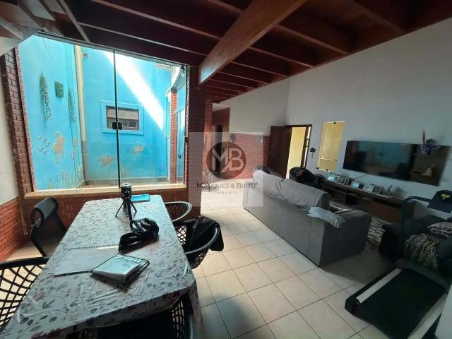 Casa / Sobrado para Locação em Peruíbe/SP Centro 2 Quartos