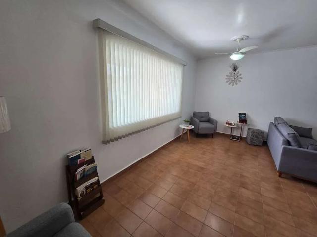 Casa / Sobrado para Locação em Peruíbe/SP Centro 3 Quartos