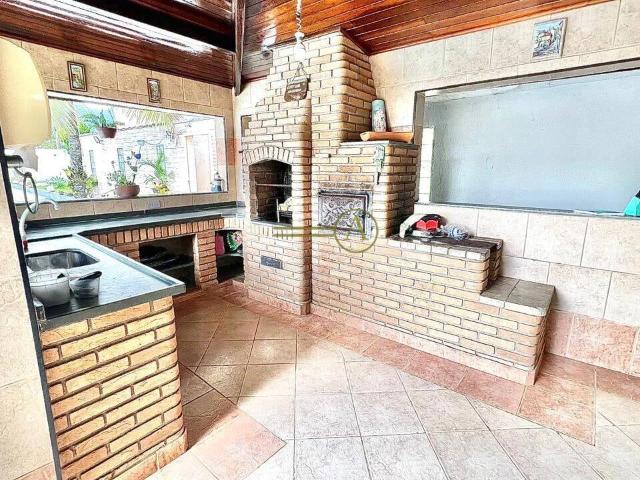 Casa / Sobrado para Locação em Peruíbe/SP Cidade Balneária Peruíbe/SCIPEL 6 Quartos